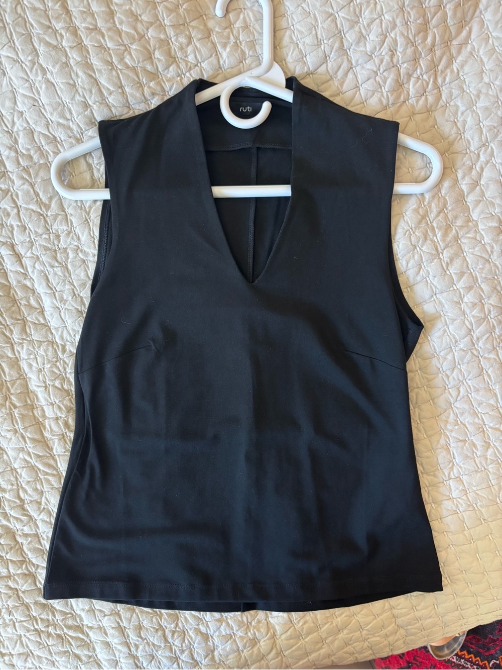 Ruti Sculpted Tank | Black | Size 6 - Picture 5 of 5